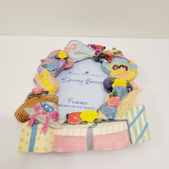 Vtg Papel Giftware Spring Floral Hat Cap Bonnets Resin Photo Picture Frame - Picture 6 of 6